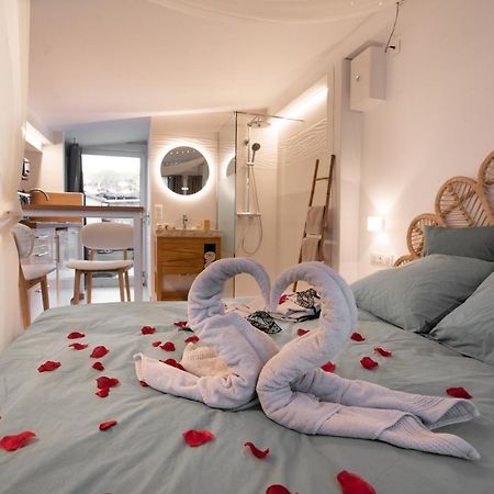 Lovina Chambre De Charme Avec Jaccuzi Velaux Dış mekan fotoğraf