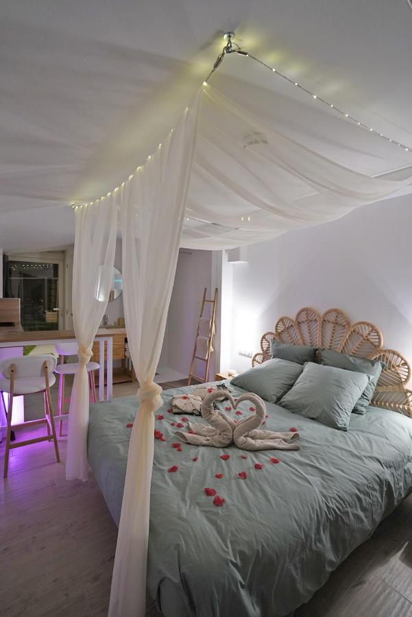 Lovina Chambre De Charme Avec Jaccuzi Velaux Dış mekan fotoğraf