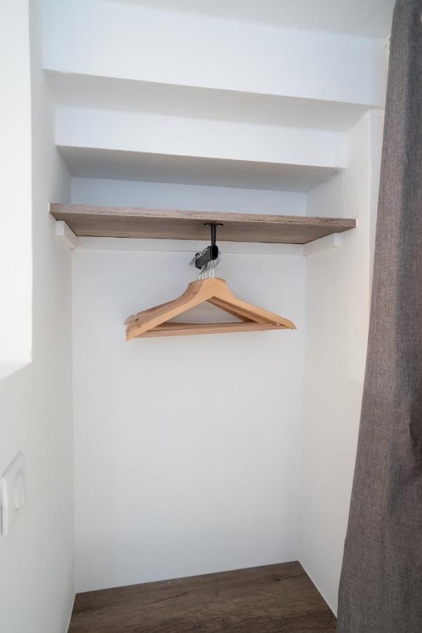Lovina Chambre De Charme Avec Jaccuzi Velaux Dış mekan fotoğraf